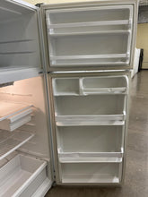Load image into Gallery viewer, Roper Refrigerator - 5622

