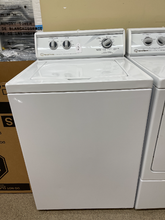 Load image into Gallery viewer, Speed Queen Washer and Gas Dryer Set - 3167 - 3168
