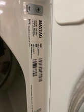 Load image into Gallery viewer, Maytag Washer and Electric Dryer Set - 2618 - 2619
