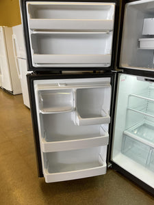 GE Stainless Refrigerator - 2968