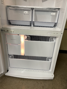Samsung White Bottom Freezer Refrigerator - 2221