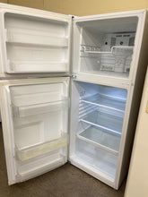 Load image into Gallery viewer, GE Refrigerator - 0854
