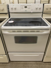 Load image into Gallery viewer, Kenmore Electric Stove - 0746
