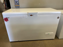 Load image into Gallery viewer, Whirlpool 16 cu.ft Convertible Chest Freezer to Refrigerator- 1582

