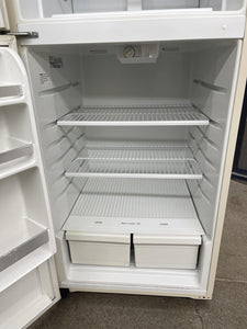 Kenmore Refrigerator - 3825