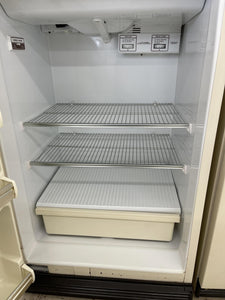 GE Refrigerator - 8969