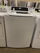 Load image into Gallery viewer, Frigidaire Washer and Electric Dryer Set - 2644 - 2694
