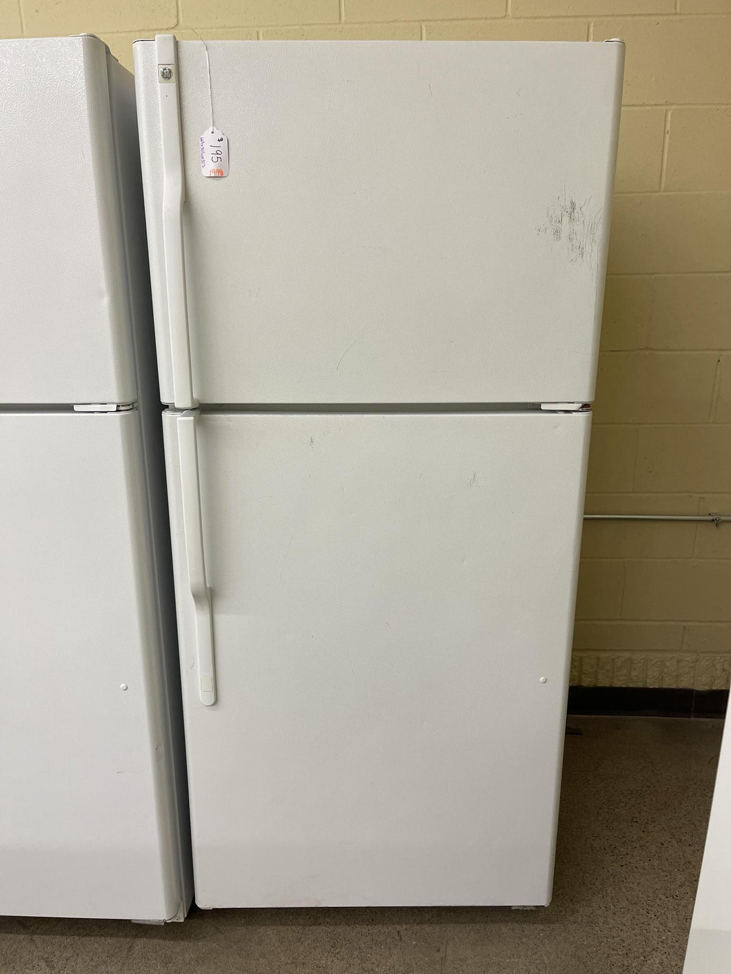 GE Refrigerator - 7766