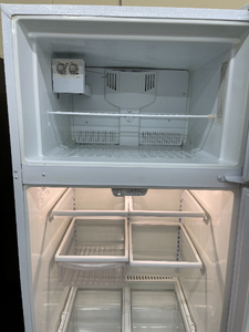 Kenmore Refrigerator - 1014