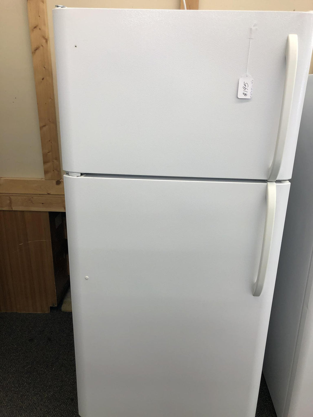 Frigidaire Refrigerator - 3762