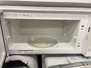 Whirlpool Microwave - 7693