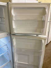 Load image into Gallery viewer, GE Refrigerator - 5247
