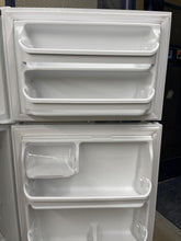 Load image into Gallery viewer, Frigidaire Refrigerator - 1814
