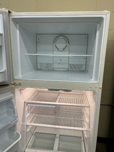 Amana Bisque Refrigerator - 1305