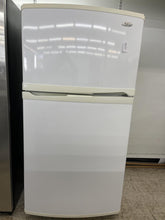 Load image into Gallery viewer, Whirlpool Refrigerator - 7238

