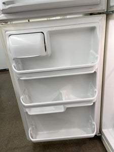 Frigidaire Refrigerator - 4511