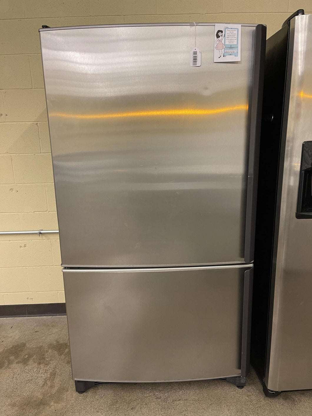 Kenmore Bottom Freezer Refrigerator - 3122