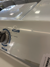 Load image into Gallery viewer, Kenmore washer and gas dryer set - 2659 - 2876
