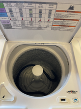 Load image into Gallery viewer, Amana Washer and Gas Dryer Set - 2599 - 2602
