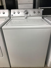 Load image into Gallery viewer, Maytag Washer and Electric Dryer Set - 1482-1483
