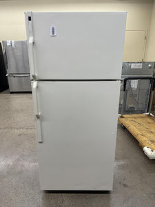 Hotpoint Bisque Refrigerator - 4047