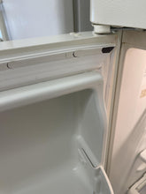 Load image into Gallery viewer, Frigidaire Bisque Refrigerator - 6457
