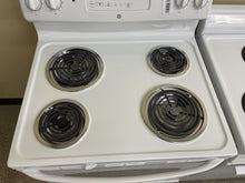 Load image into Gallery viewer, GE White Electric Coil Stove - 6897
