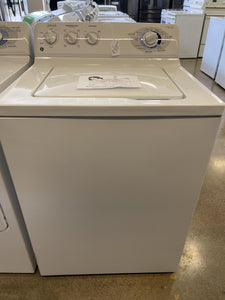 GE Washer and Gas Dryer Set - 8842 - 2393