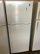 Load image into Gallery viewer, GE Refrigerator - 6202
