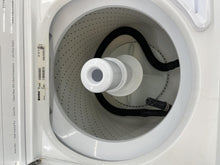 Load image into Gallery viewer, Kenmore Washer and Gas Dryer Set - 9794-4193
