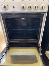 Load image into Gallery viewer, Avanti 20" Gas Stove - 3612
