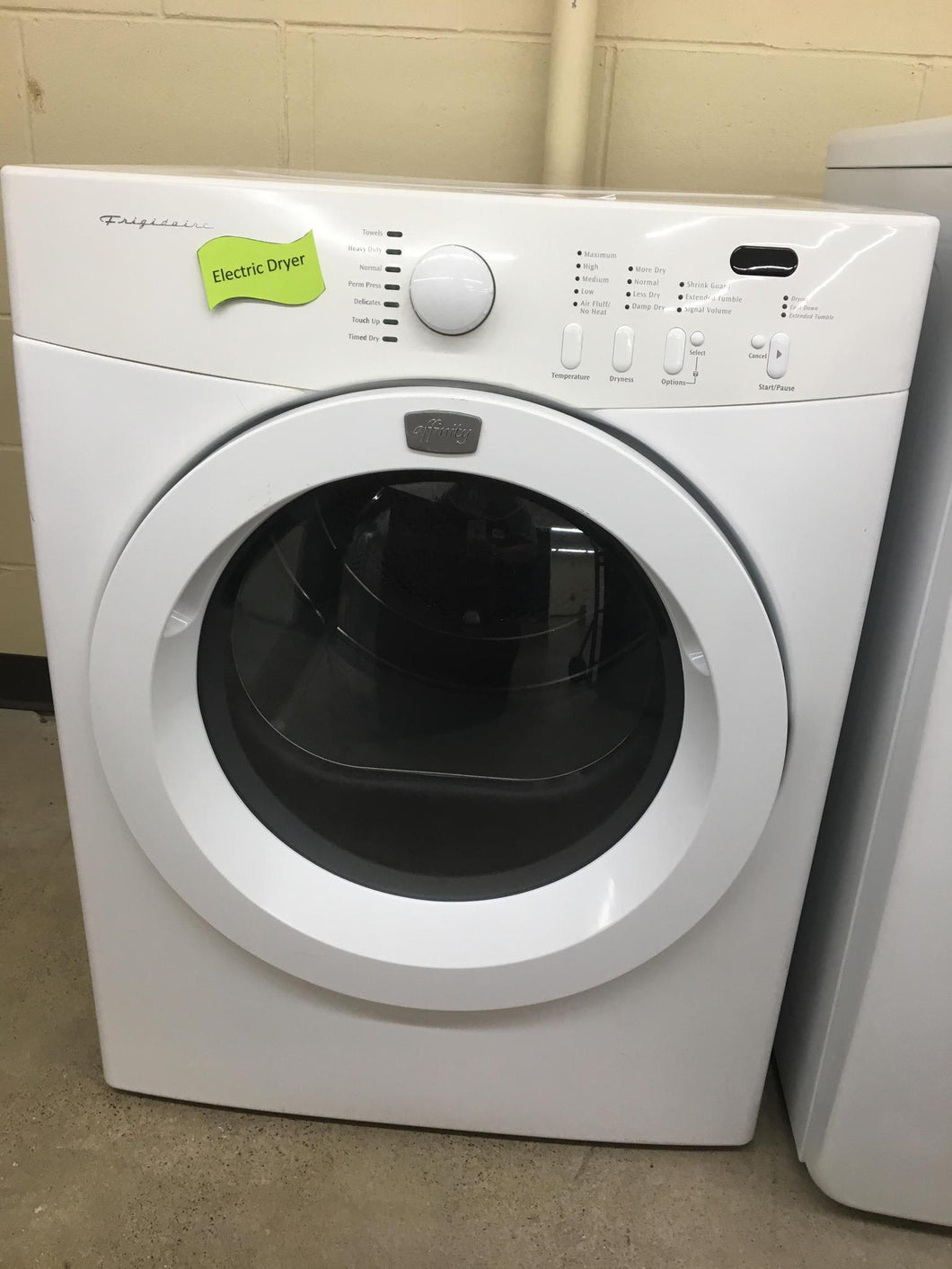 Frigidaire Electric Dryer - 6747