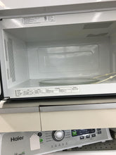 Load image into Gallery viewer, GE Microwave - 1573
