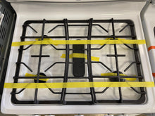 Load image into Gallery viewer, Kenmore White Gas Stove - 4770
