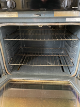 Load image into Gallery viewer, Whirlpool Gas Stove - 2258
