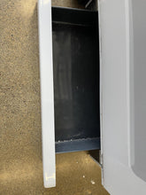 Load image into Gallery viewer, GE White Gas Stove - 4400
