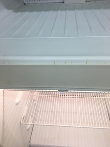 Frigidaire Refrigerator - 2692