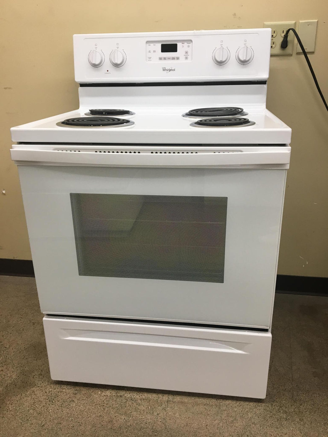 Whirlpool Electric Coil Stove - 4048