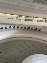 Load image into Gallery viewer, Whirlpool Washer - 3553
