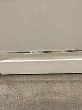 Load image into Gallery viewer, Whirlpool Electric Coil Stove - 7799
