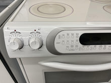 Load image into Gallery viewer, KitchenAid Slide-In Electric Stove - 8917
