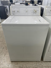 Load image into Gallery viewer, Kenmore Washer and Gas Dryer Set - 6863-1107
