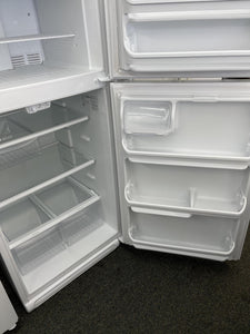 Frigidaire Refrigerator - 5578