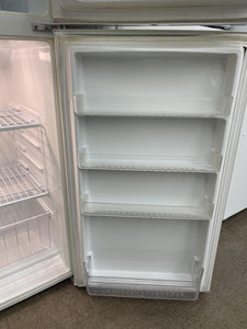 Sanyo Refrigerator - 9981
