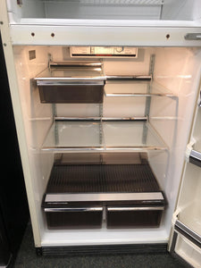GE Refrigerator - 1621