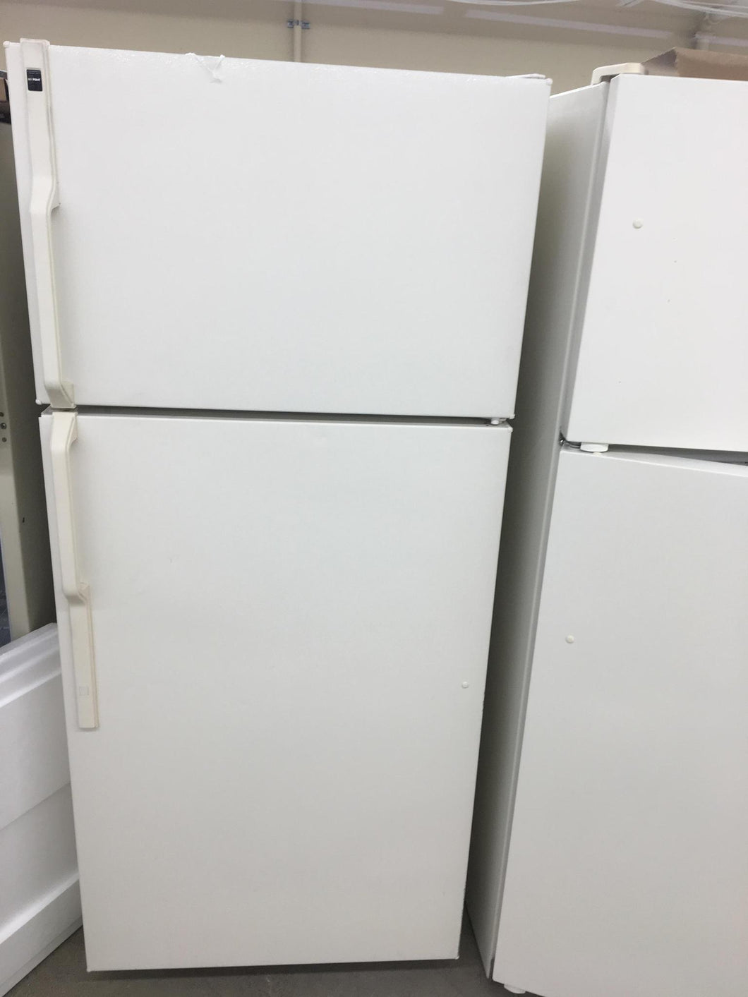 Hotpoint Refrigerator - 8165