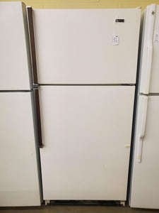 Refrigerator with Top Freezer - 5303