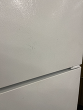 Load image into Gallery viewer, GE Refrigerator - 3294
