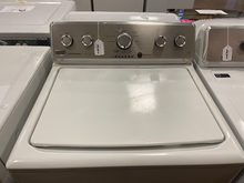 Load image into Gallery viewer, Maytag Washer and Electric Dryer Set - 2618 - 2619
