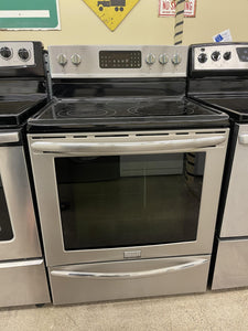 Frigidaire Stainless Electric Stove - 9935